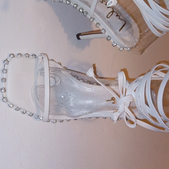 Lulu's Bling strappy Kitten Heel - Picture 2 of 9